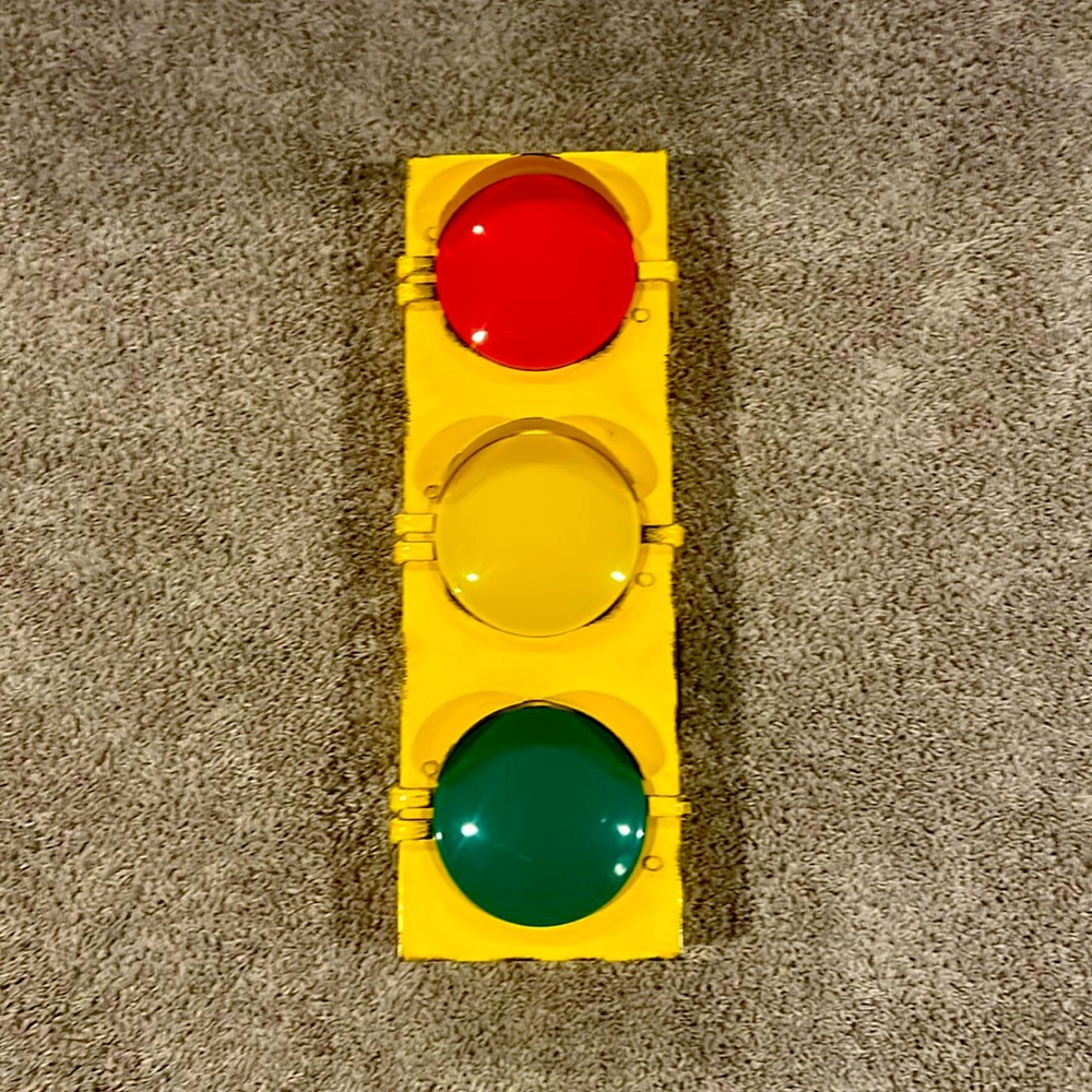 retro decretive stop light